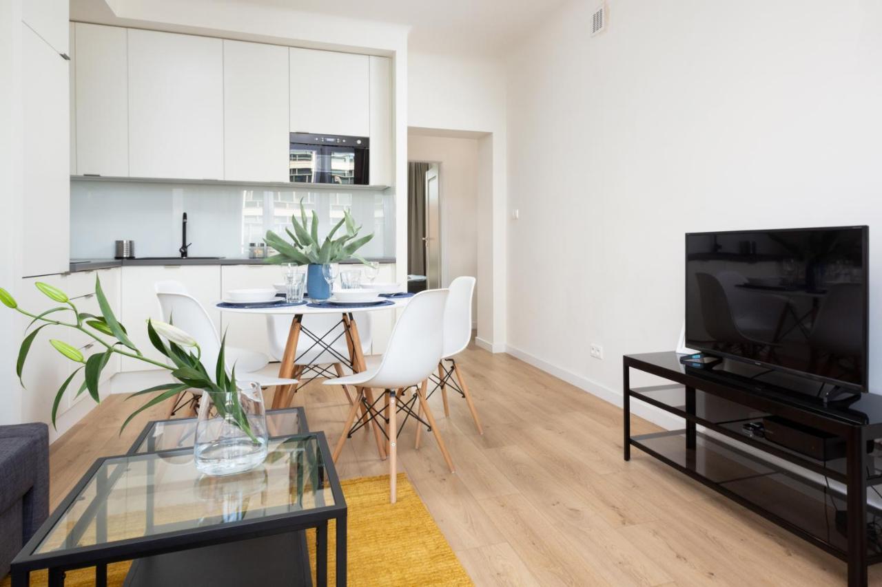 ורשה Family City Center Apartment By Renters Prestige מראה חיצוני תמונה